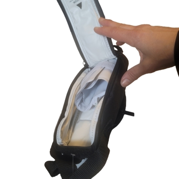 MUNCHKIN bottle warmer Travel Bottle Warmer zipper insulated fir baby bottle - Picture 5 of 5